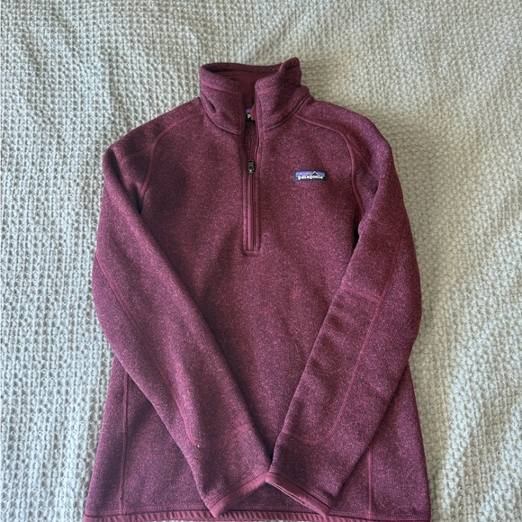 Patagonia Sweaters - Patagonia Women's Maroon Quarter Zip